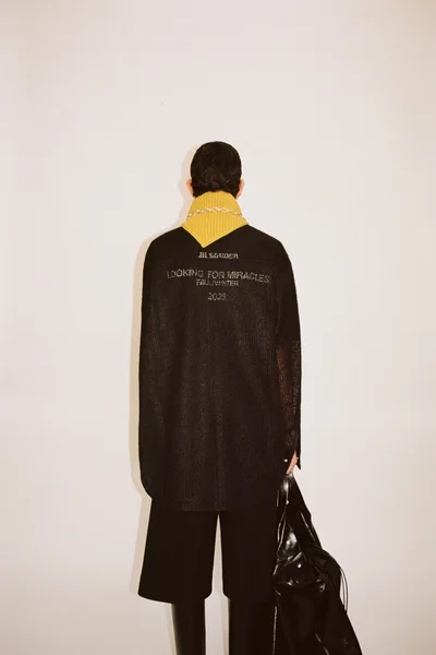 Look 12